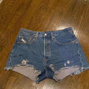 Levi’s 501 denim shorts